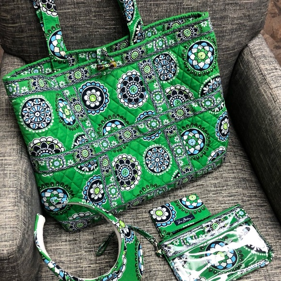 Vera Bradley Green and Blue Floral Tote Set - Picture 9 of 9